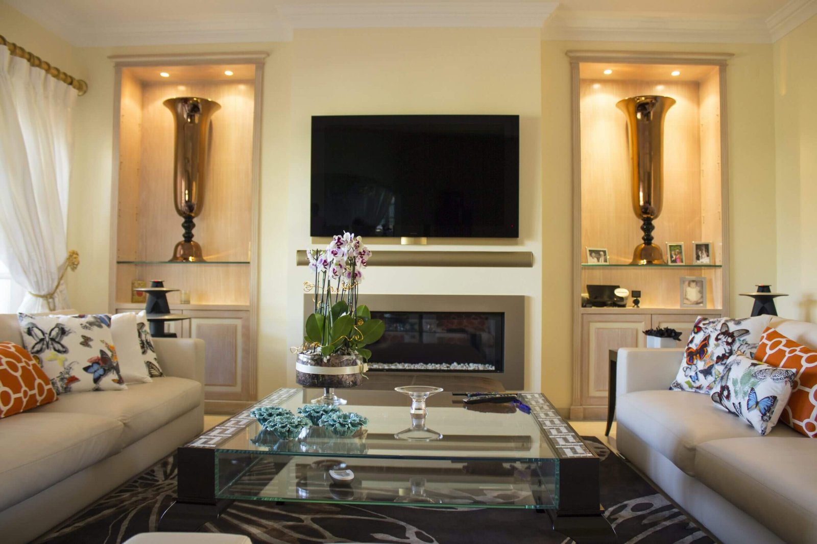 Why 'Quiet Luxury' Is the Next Big Thing in Interior Design Left Image